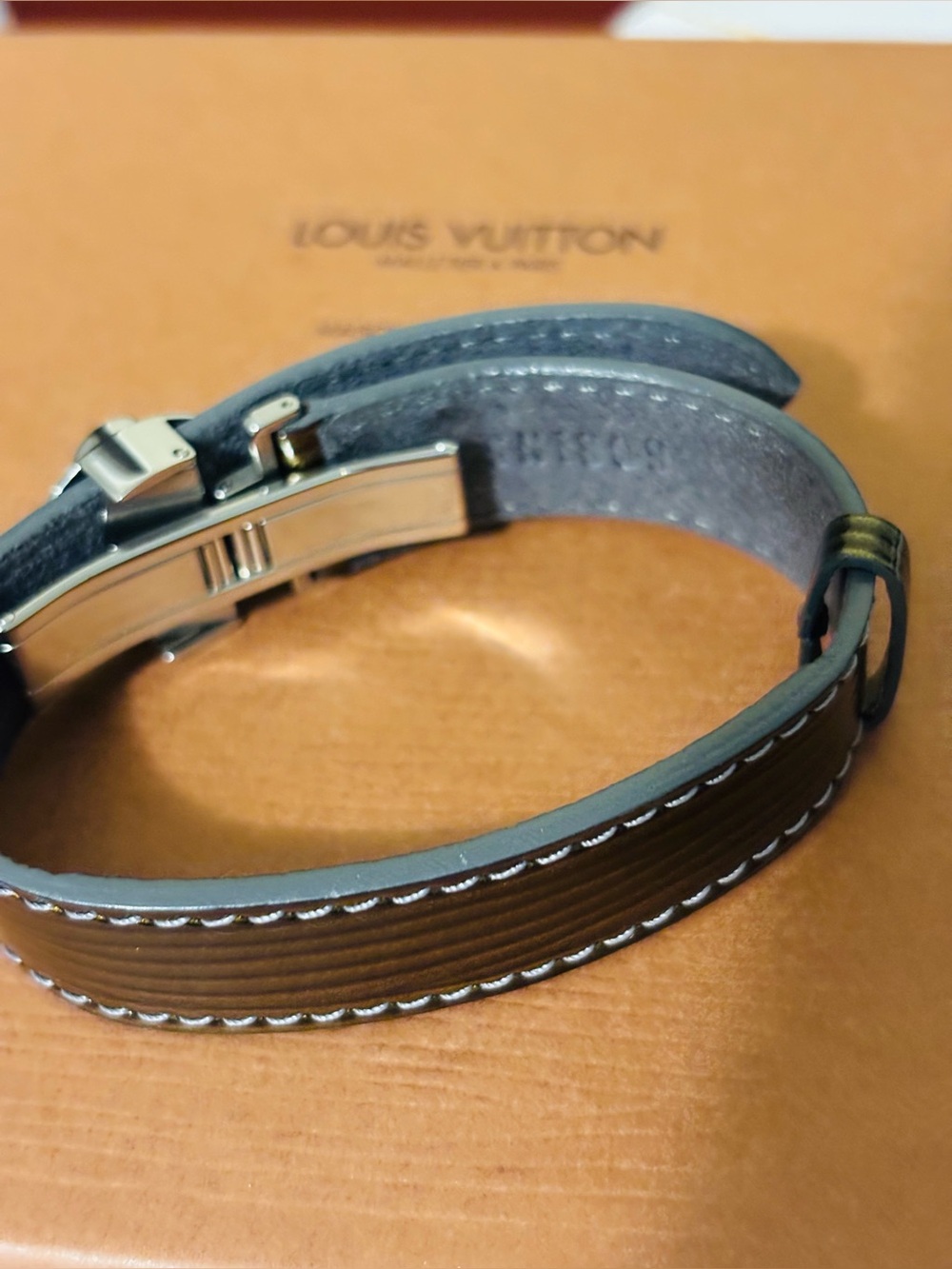 Louis Vuitton Green Epi Leather Monogram Cyber Wish Flower Bracelet - Picture 3 of 5